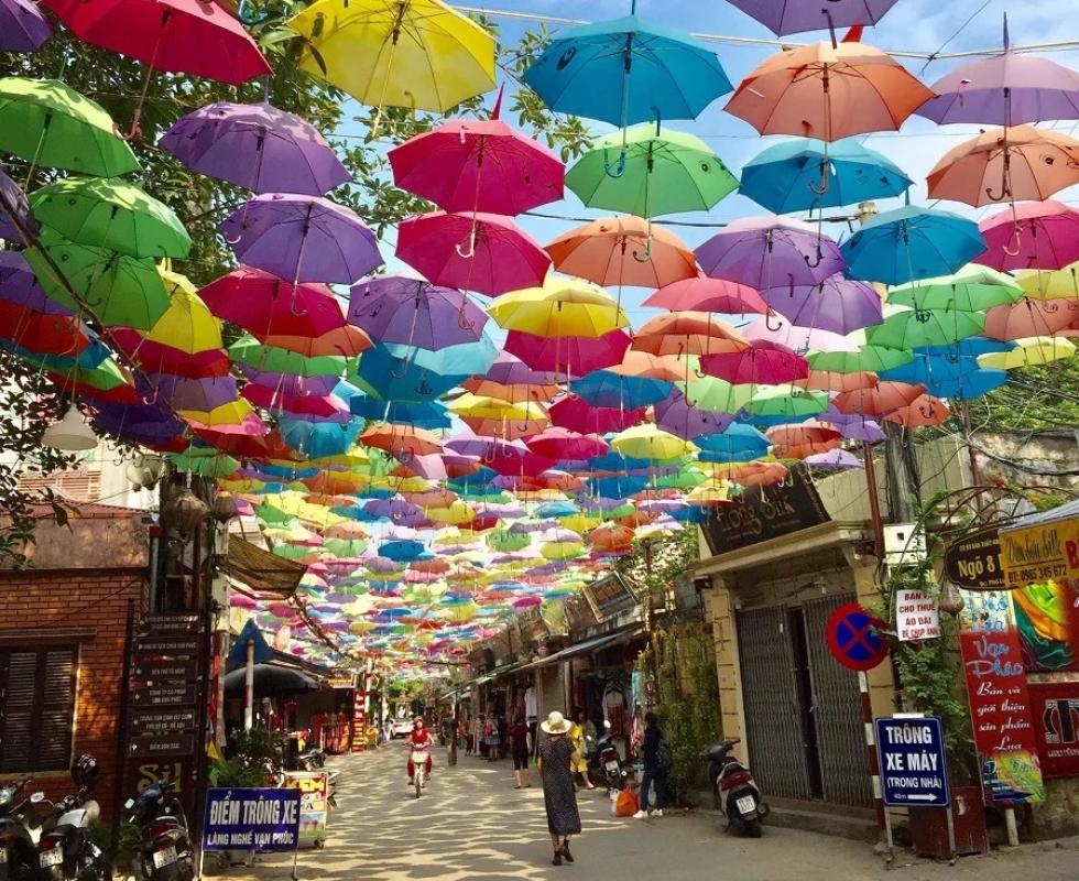 ITA Travel - Vietnam Optional tour - 1 day tour handicraft villages and Tourist attractions surrounding ITA Travel - Vietnam Optional tour - 1 day tour handicraft villages and Tourist attractions surrounding