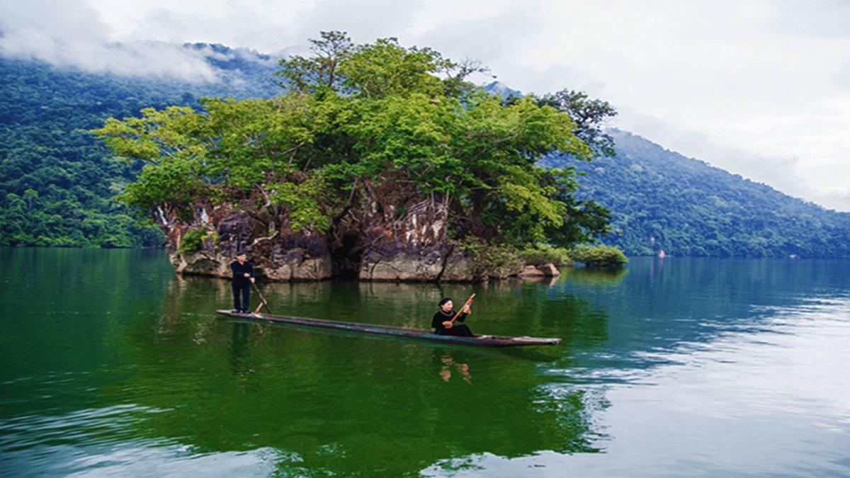 ITA Travel - Vietnam Optional Tour - Conquer Nang River and Ba Be Lake ITA Travel - Vietnam Optional Tour - Conquer Nang River and Ba Be Lake