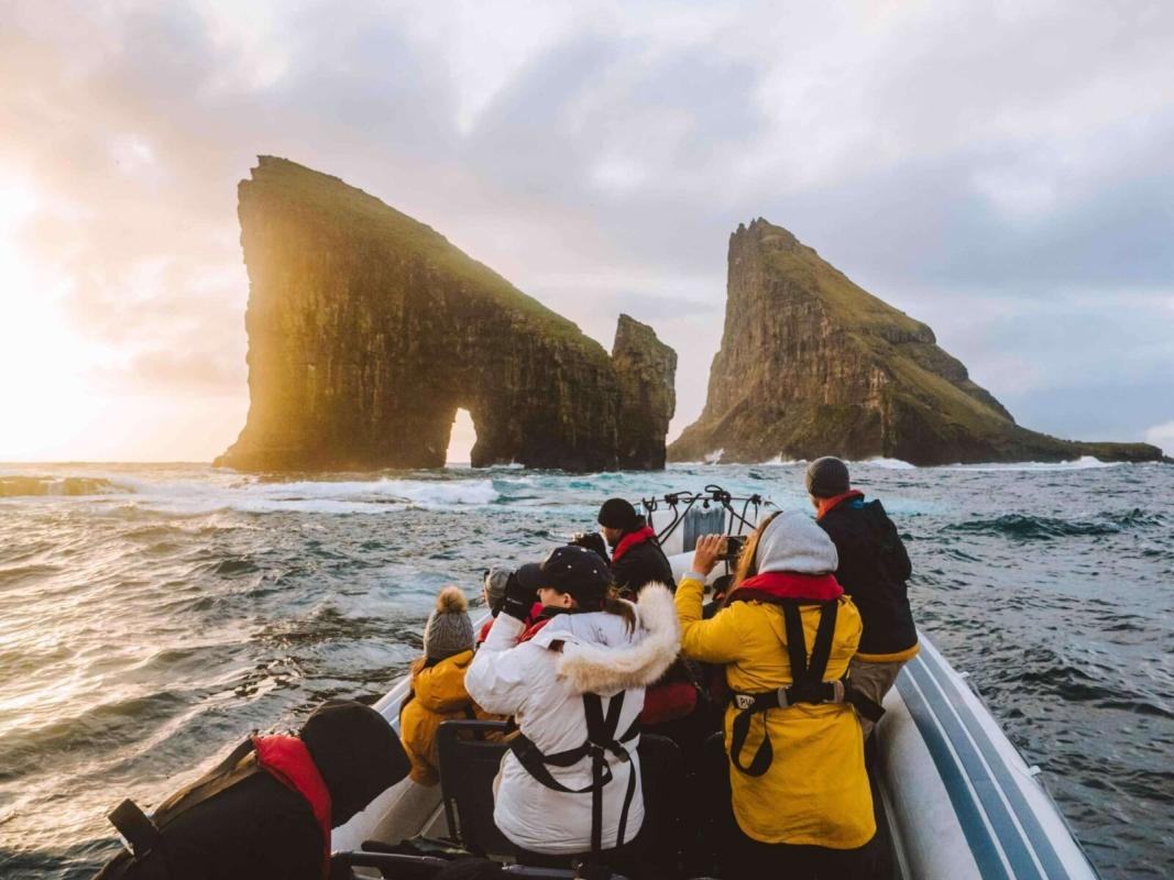 Exclusive 1,5 Hour Drangarnir Boat Tour Exclusive 1,5 Hour Drangarnir Boat Tour