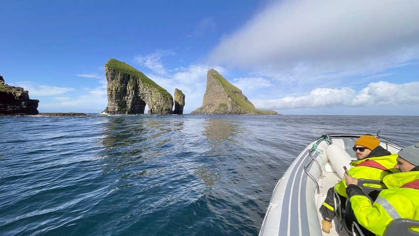 Exclusive 1,5 Hour Drangarnir Boat Tour 3