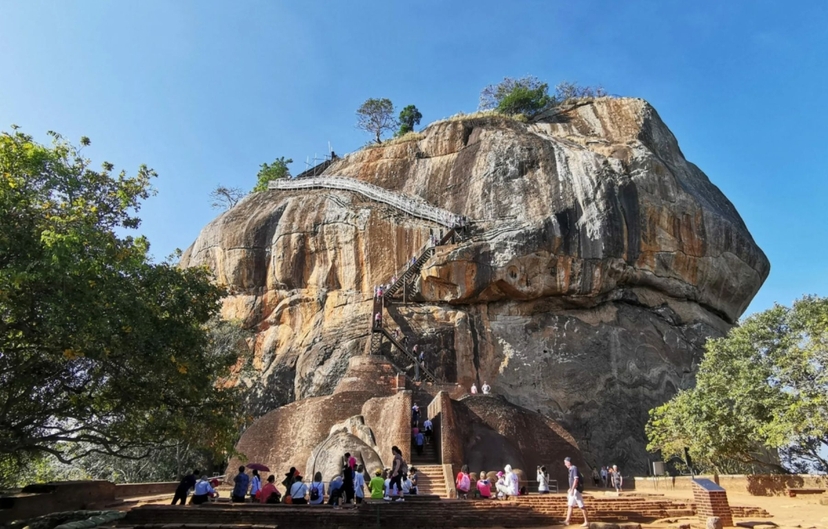 Sri Lanka Heritage & Wildlife Explorer 4