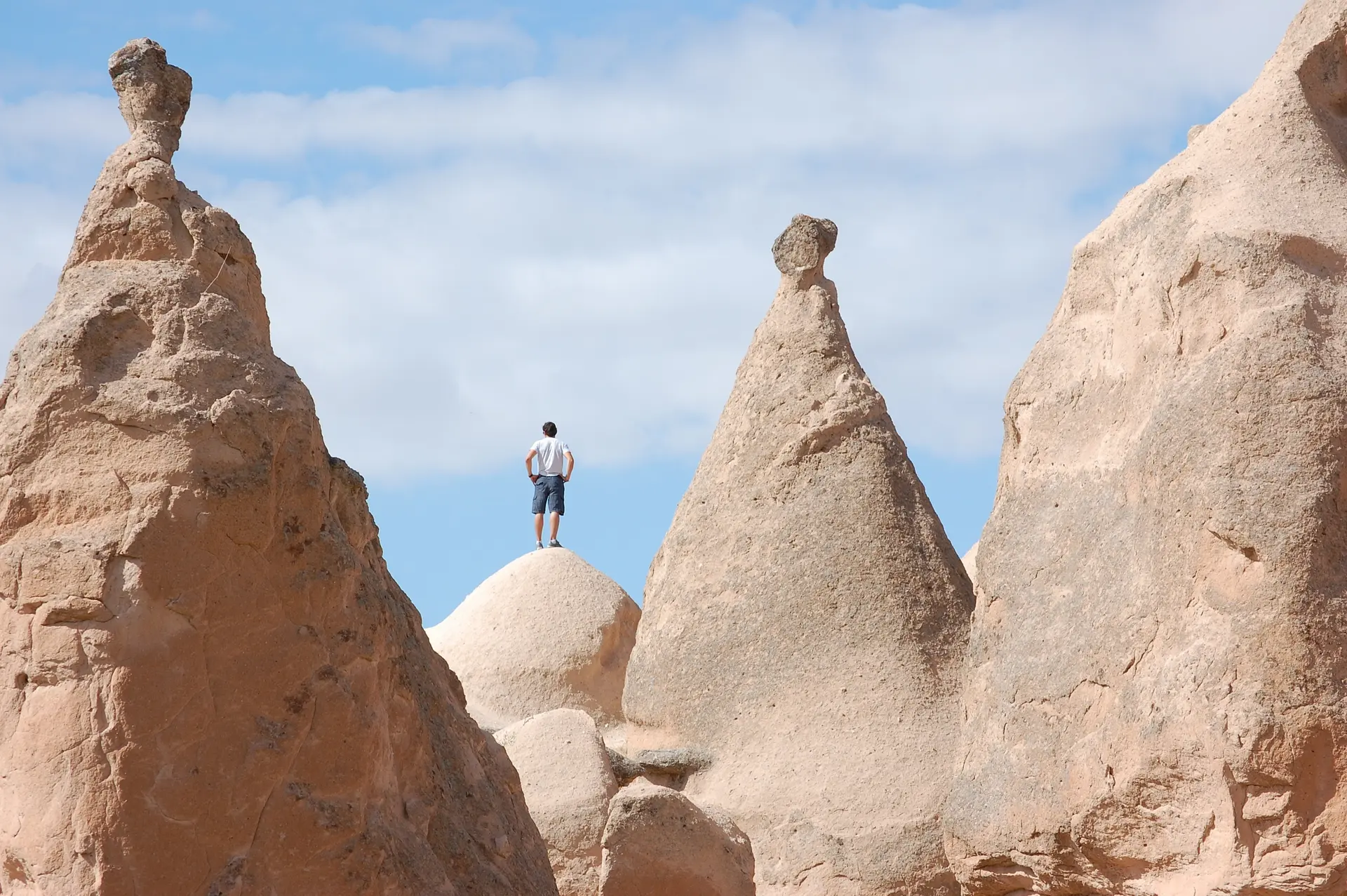 A Personal Journey Through Stone and Skies Inside Cappadocia Cave Hotels