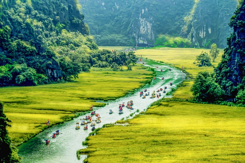 ITA Travel - Vietnam Optional Tour - 1 Day Tour to Ninh Binh 3