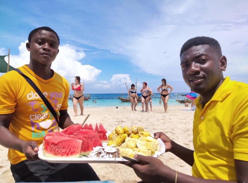 Zanzibar: Amazing white sandbank & snorkeling with BBQ Lunch 2