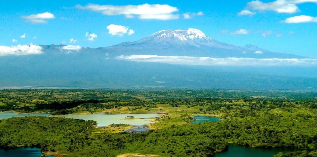 Lake Duluti Crater Walk and Canoeing Half-Day Tour from Arusha 1