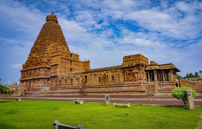 South India Heritage & Backwaters Trails 4