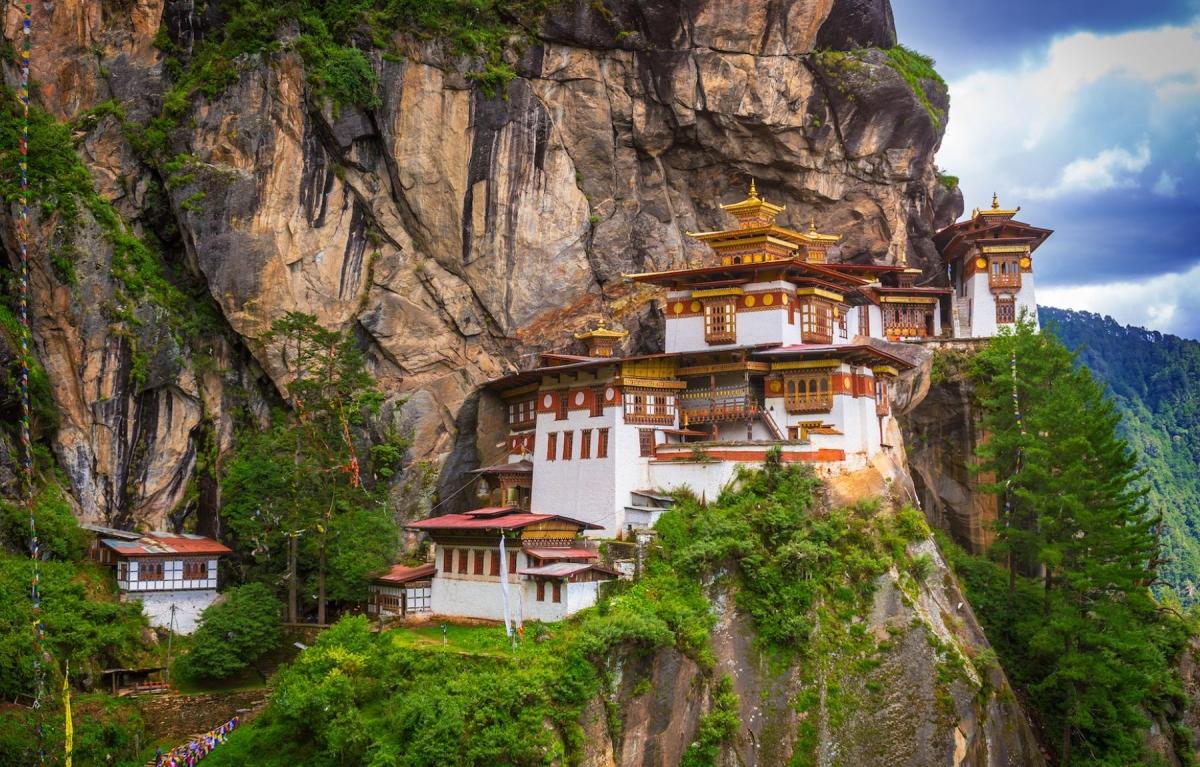 22-Day India, Nepal & Bhutan Cultural Odyssey: Taj Mahal to Tiger's Nest 22-Day India, Nepal & Bhutan Cultural Odyssey: Taj Mahal to Tiger's Nest