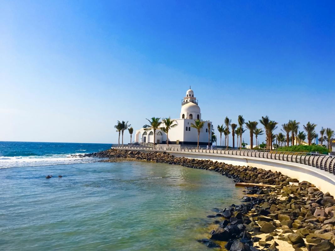 Jeddah’s Coastal Elegance: A Luxury Waterfront Experience Jeddah’s Coastal Elegance: A Luxury Waterfront Experience