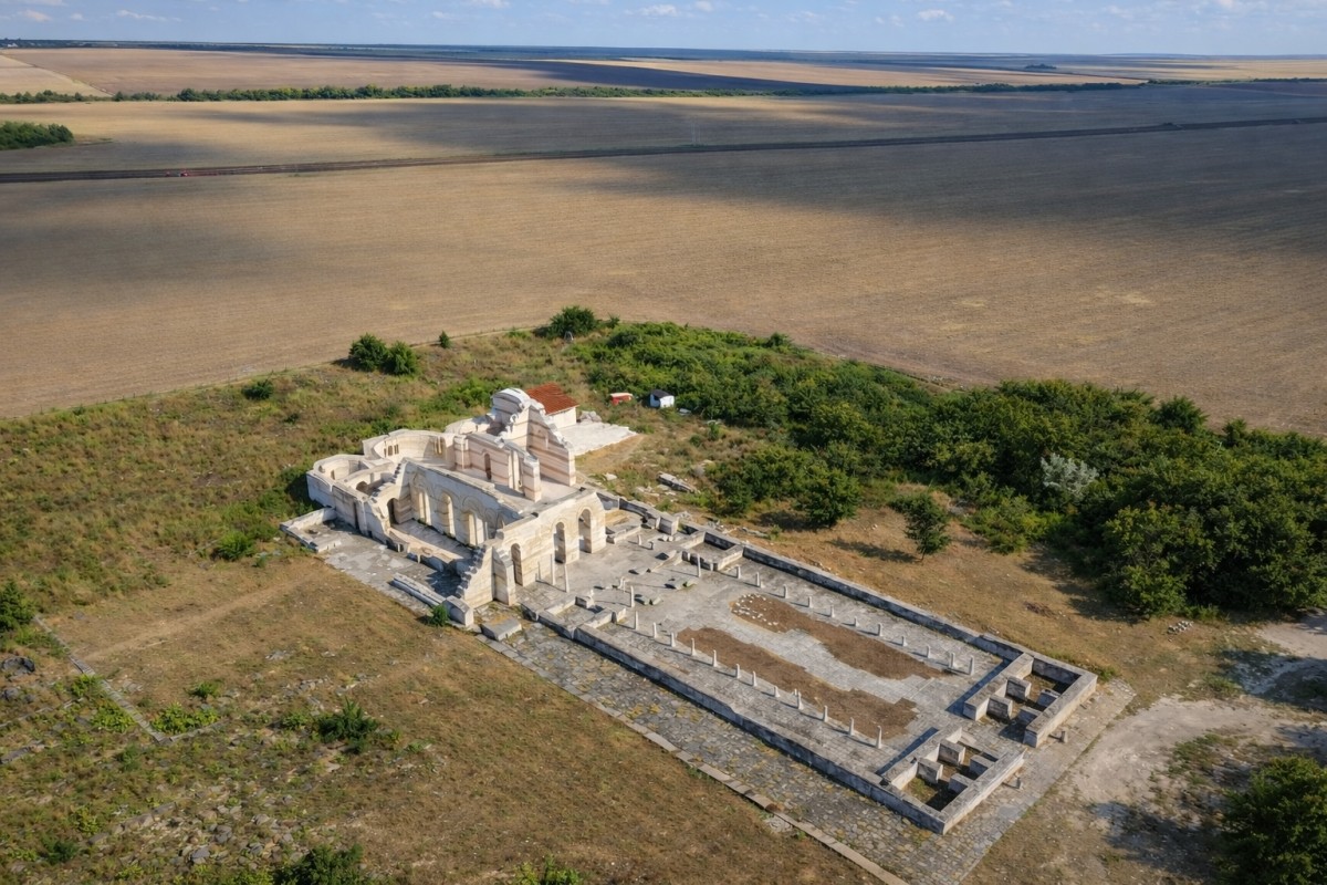 Private Tour: First Bulgarian State Capitals - Pliska, Madara & Preslav from Veliko Tarnovo 1