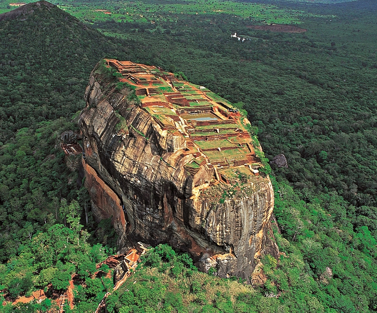 Best Places to Visit in Sri Lanka