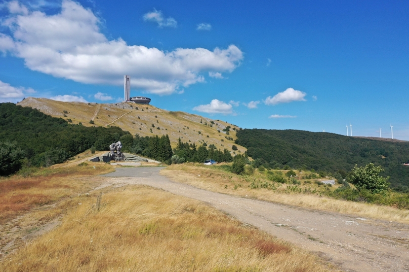 Private Full-Day Tour to Buzludzha Monument and Shipka Memorial from Veliko Tarnovo 2