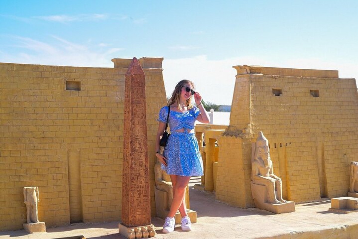 Discover Egypt in One Walk – Mini Egypt Park Tour 1