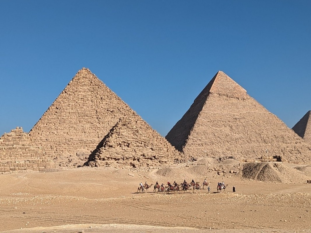 Cairo & Nile Cruise: Pyramids, Luxor & Aswan in 7 Days 1