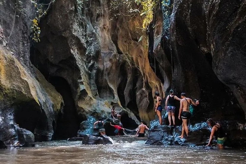 Bali Hidden Canyon Beji Guwang Adventure: Guided Canyon Trek 2