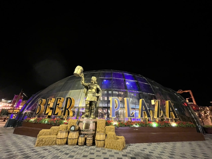 Da Nang: Ba Na Hills & Golden Bridge Sunset and Night Tour with Buffet Dinner 2
