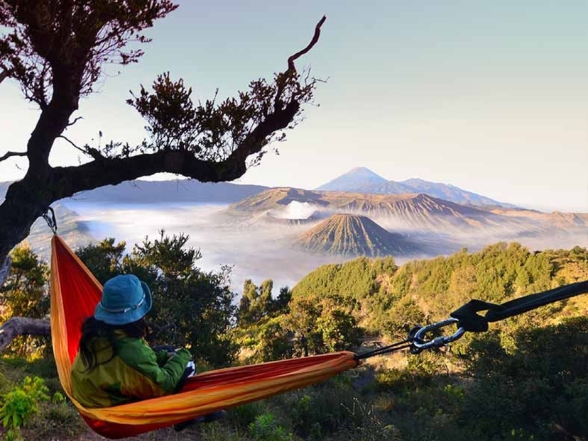 Mount Bromo Sunrise Tour from Malang: Widodaren, Whispering Sands & Teletubbies Hill 4
