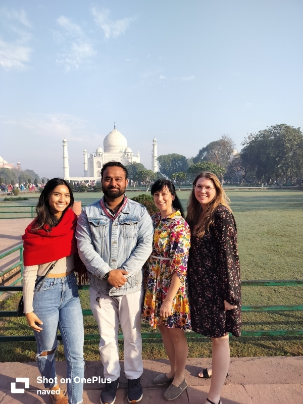Private Taj Mahal and Agra Fort Day Tour from Delhi 3