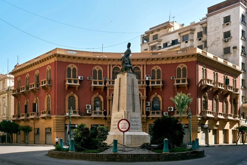 Cairo Through the Ages: Pyramids, Museum & Tahrir Square 3