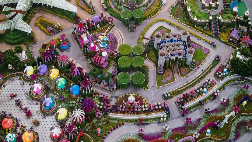 Private Dubai Tour: Miracle Garden & Global Village 2
