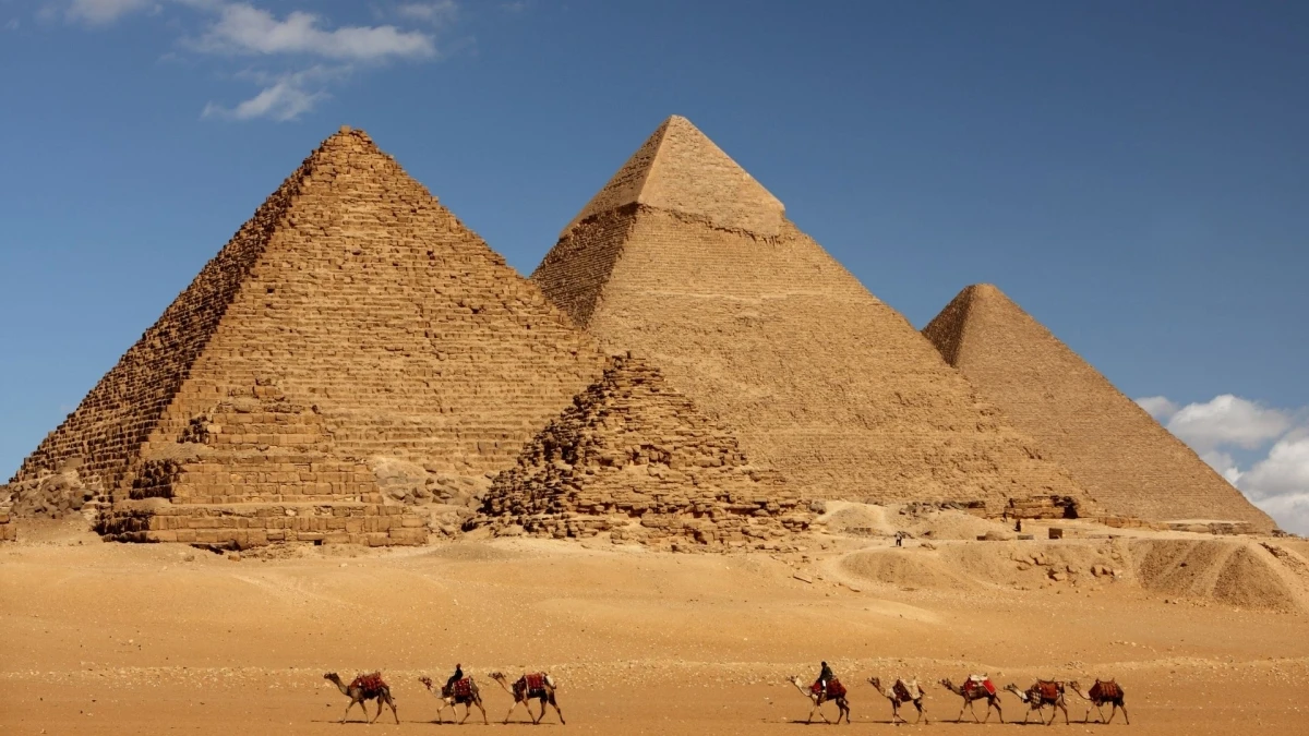 Half Day Giza Pyramids Tour: Great Pyramids & Sphinx 1