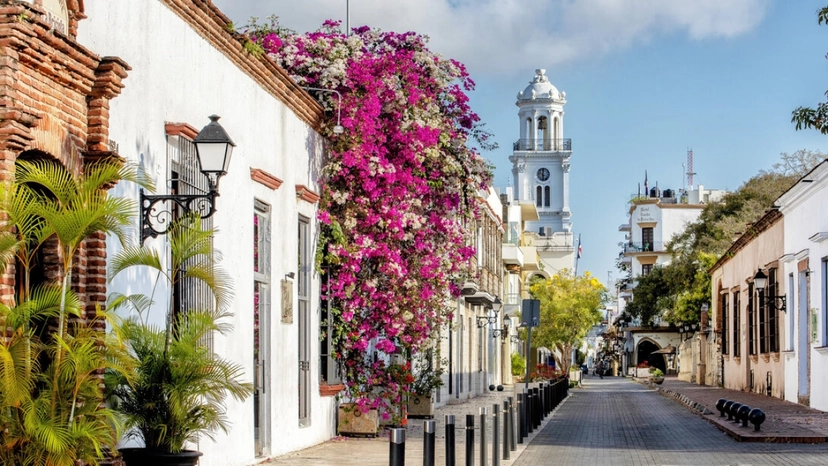 9 Day Tour in the Dominican Republic Southwest guided by a NatGeo Explorer 3