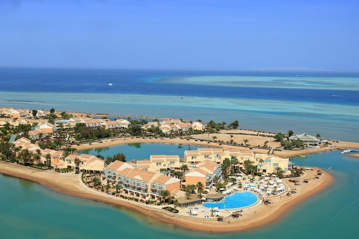 12 Day Private Luxury Egypt Tour: Cairo, 4-Night Nile Cruise & El Gouna 1
