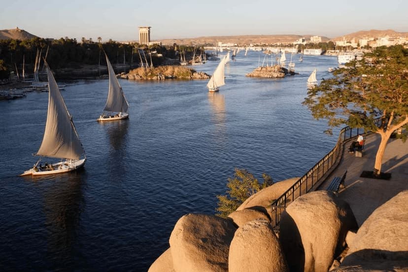 8-Day Luxury Nile Dahabiya Cruise, King Tut's Tomb Entry & Alexandria 4