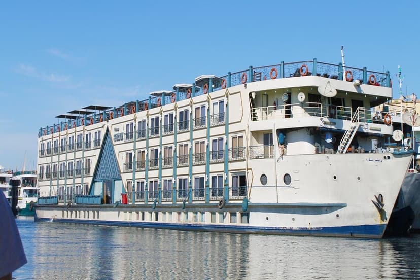 10-Day Egypt Private Tour: Nile Cruise, Abu Simbel, Balloon & Red Sea 2