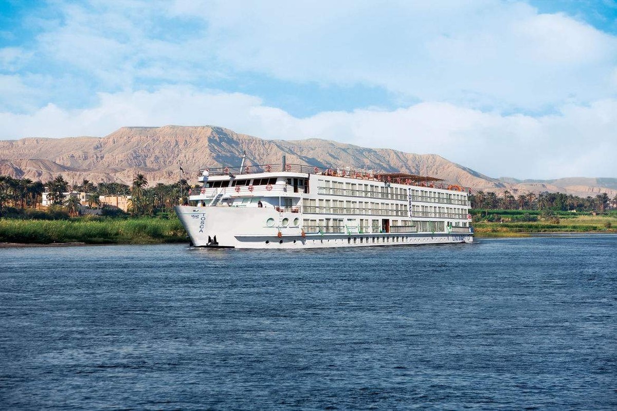 5-Day Private All-Suite Luxury Nile Cruise Luxor to Aswan: MS Tosca 1