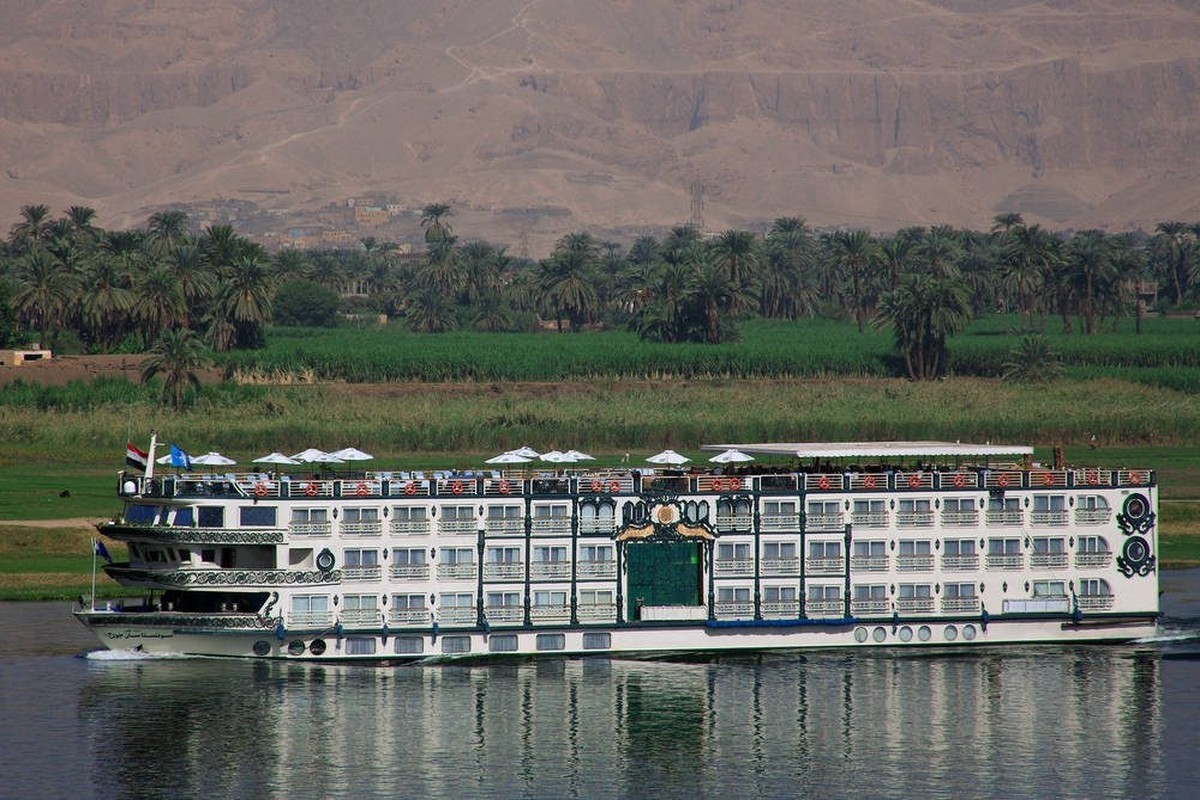 5-Day Private Luxury Nile Cruise Luxor to Aswan: Sonesta St. George I 1