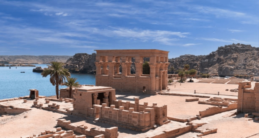 5-Day Private 5-Star Nile Cruise Luxor to Aswan: MS Amwaj Living Stone 4