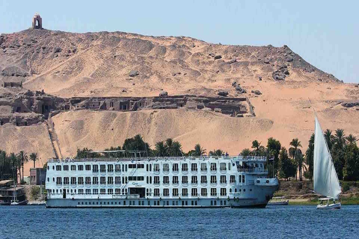 4-Day Private Luxury Nile Cruise Aswan to Luxor: MS Nile Quest 1