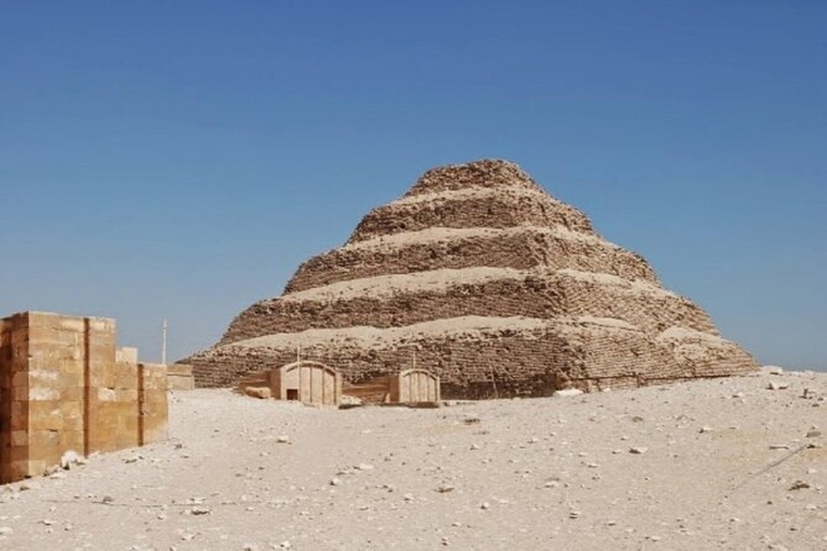 Full-Day Private Saqqara Step Pyramid, Memphis & Dahshur Pyramids Tour 1