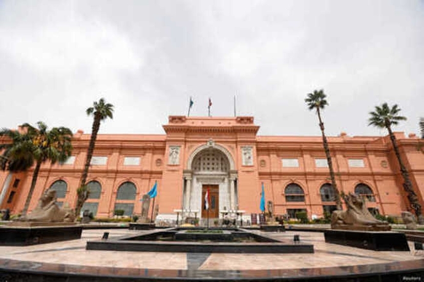 Full-Day Private Cairo Tour: Egyptian Museum, Citadel & Old Cairo 3