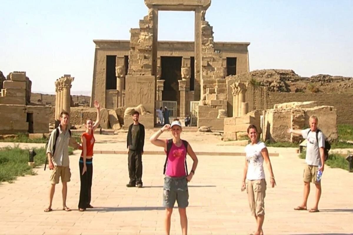 Full-Day Private Abydos & Dendera Temples Tour from Luxor with Lunch 1