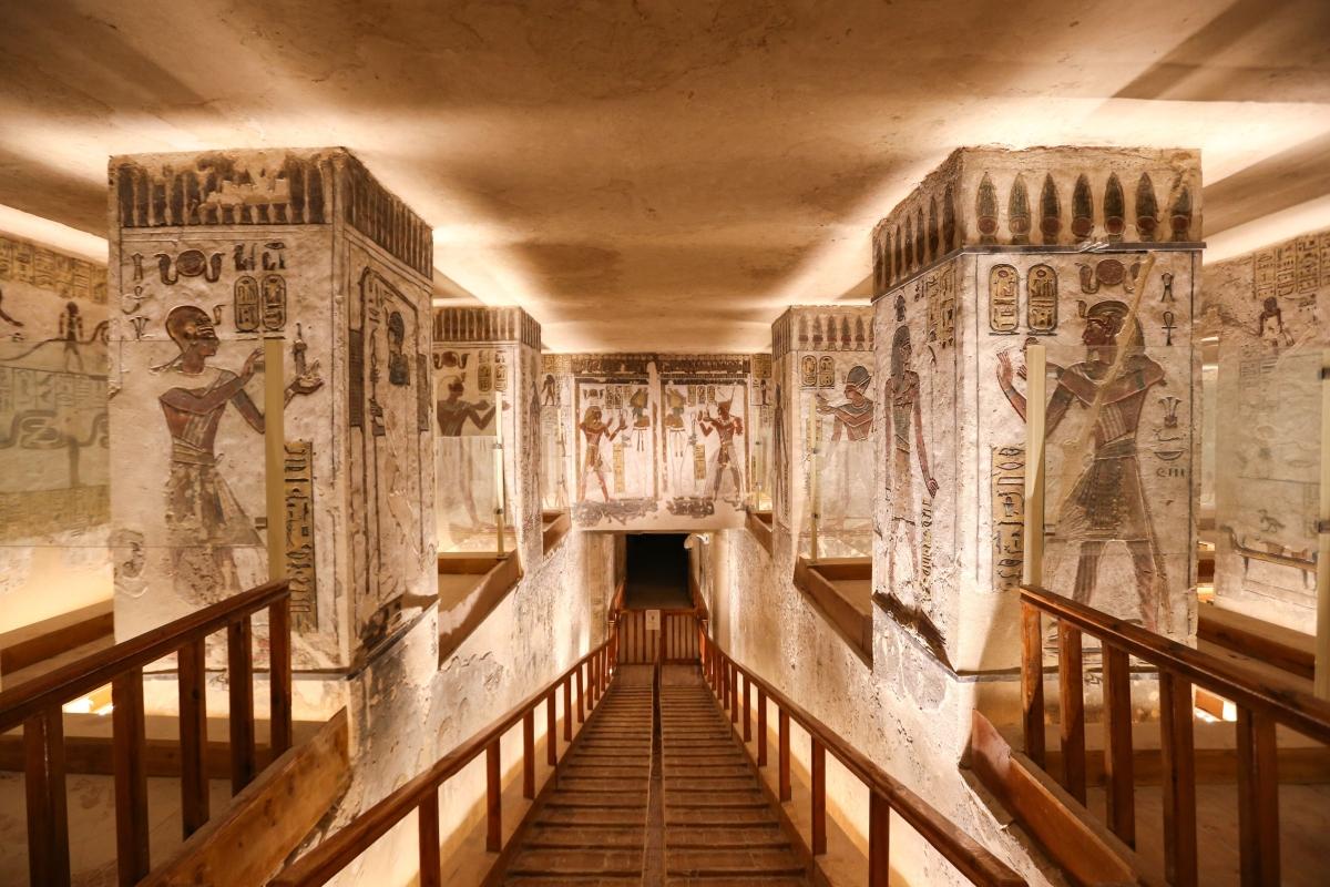 6 Days Trip to Luxor & Edfu & Kom Ombo and Abydos Temples 6 Days Trip to Luxor & Edfu & Kom Ombo and Abydos Temples