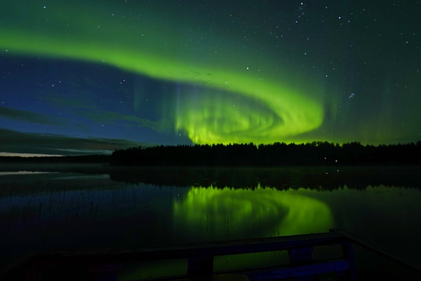 Northern Lights Hunt with Campfire at a Lapland Cottage from Rovaniemi 4