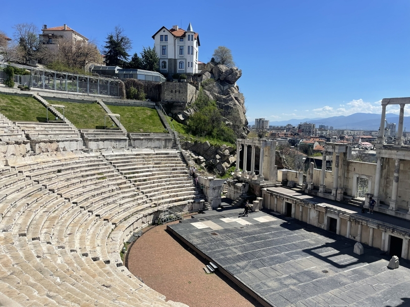 7 Day Bulgaria by Train & Bus: Sofia, Veliko Tarnovo, Plovdiv to Istanbul 3
