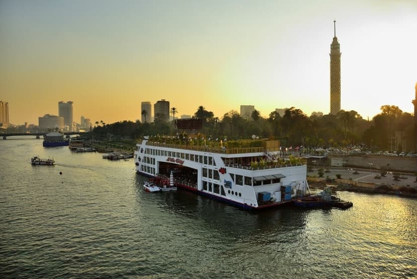 Cairo Nile Dinner Cruise with Belly Dance, Tanoura and Folklore Show 4