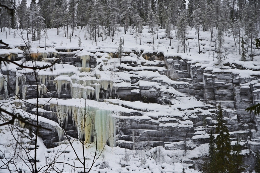 Private Korouoma Frozen Waterfalls, Sauna & Lunch Day Trip from Rovaniemi 2