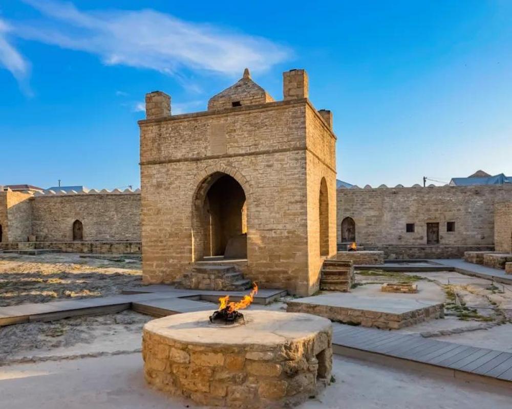 Baku Land of Fire: Half-Day Absheron Peninsula Tour Baku Land of Fire: Half-Day Absheron Peninsula Tour