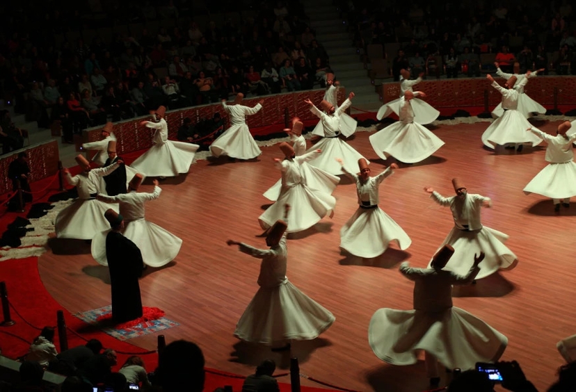Daily Whirling Dervishes Show in Istanbul – Sufi Music & Dance Experience 2