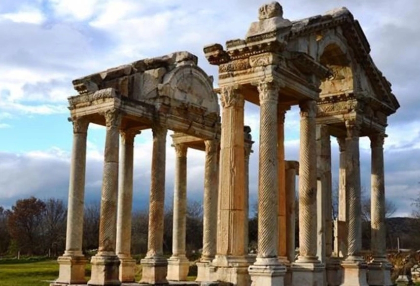 Daily Aphrodisias Tour from Cesme 2