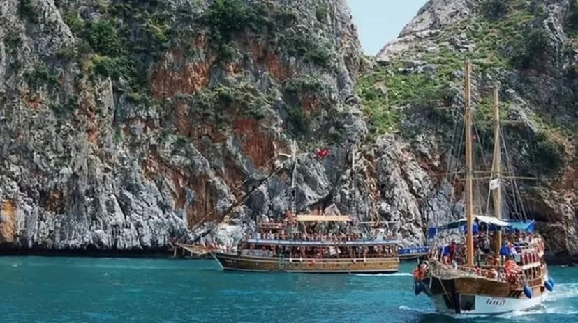 Daily Antalya Boat Tour from Kemer 2