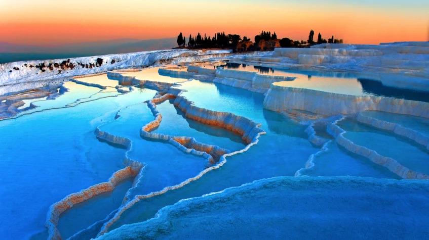Daily Pamukkale Tour from Kemer Daily Pamukkale Tour from Kemer