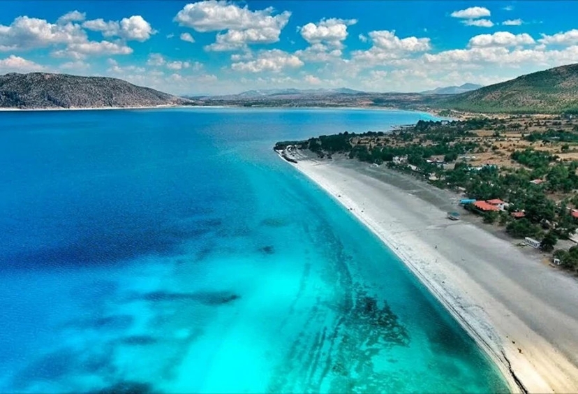 Salda Lake Day Tour from Pamukkale – Explore Turkey’s Maldives with White Sands and Turquoise Waters 3
