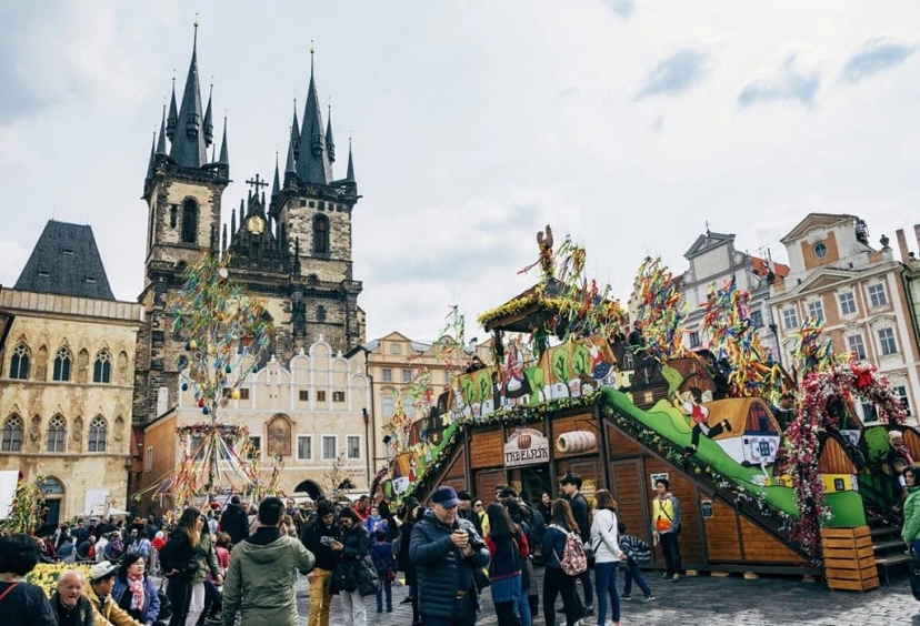 Europe 10 Days Golden Triangle Tour 2