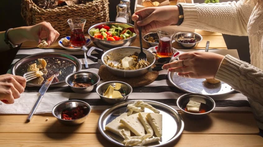 5 Days La Vie Est Belle & Azerbaijani Wines Tour 1