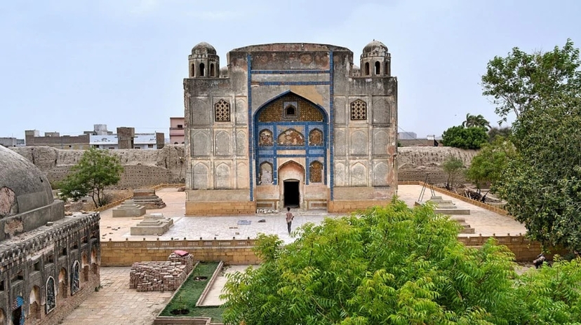 Sindh Tour For 8 Nights & 9 Days 4