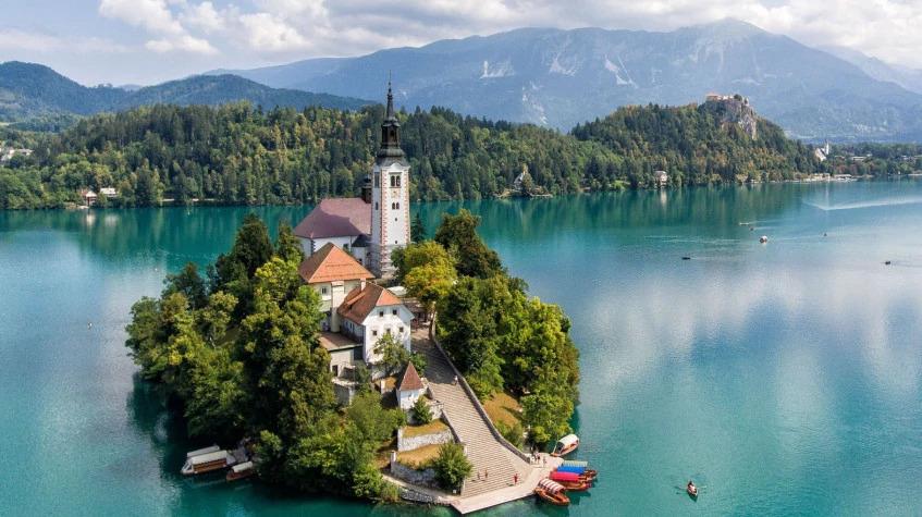 10 Days Slovenia & Croatia Tour 10 Days Slovenia & Croatia Tour